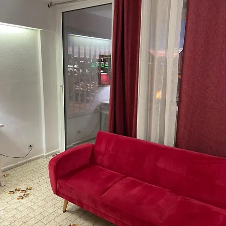 Апартаменти 4th Floor Yumbo Centrum