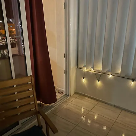 4th Floor Yumbo Centrum Daire *