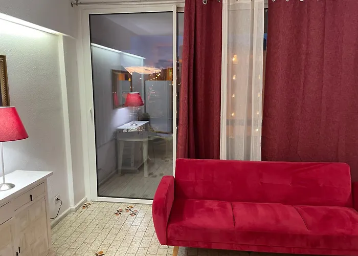 4th Floor Yumbo Centrum * بلايا ديل إنغلز