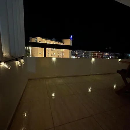 4th Floor Yumbo Centrum 아파트 플라야 델 잉글스